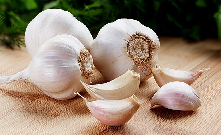 Kết quả hình ảnh cho 5 Top Health Benefits of Garlic