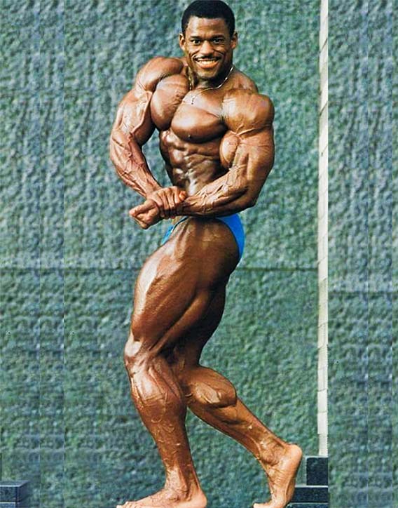 One of the best side chest pose ever : r/bodybuilding