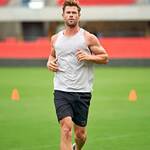Chris Hemsworth 3 Key Lessons that He Learned from LIMITLESS TV Show KEEP FIT KINGDOM