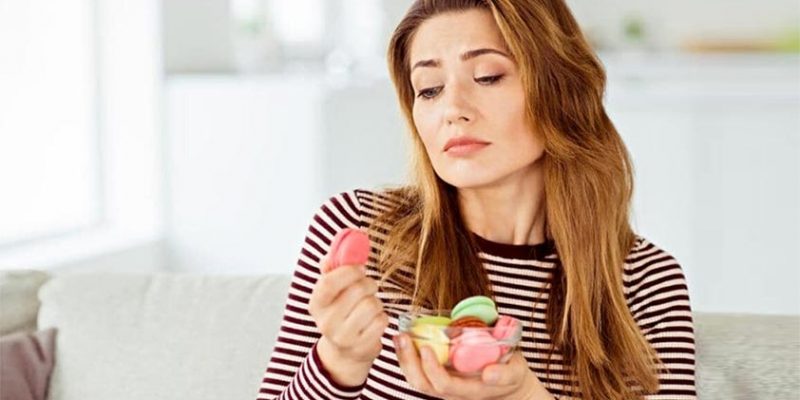 Comfort Eating: Overeating, Heartburn / Acid Reflux & 5 Ways to Avoid It