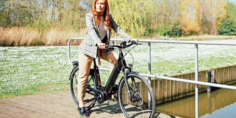How to Stay Cool in the Heat on an E-Bike