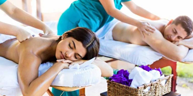 Massage Therapist: Top Signs That You Need to Visit One
