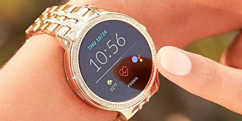Smart Watch: 5 Reasons Why You Should Invest in One