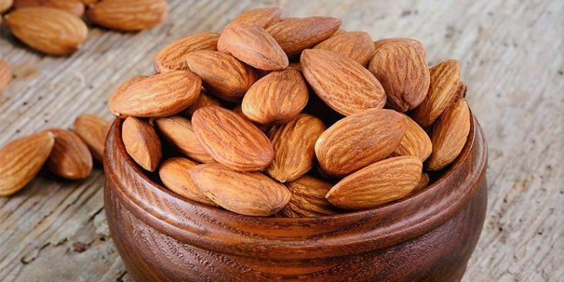Top 5 Health Benefits of Almonds!