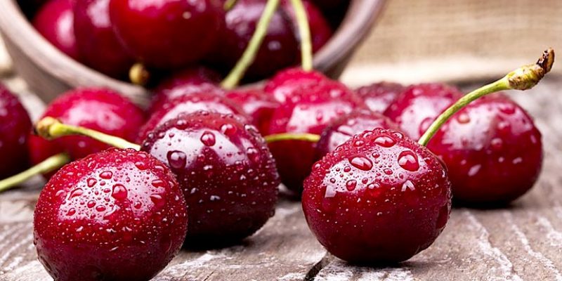 Top 5 Health Benefits of Cherries!