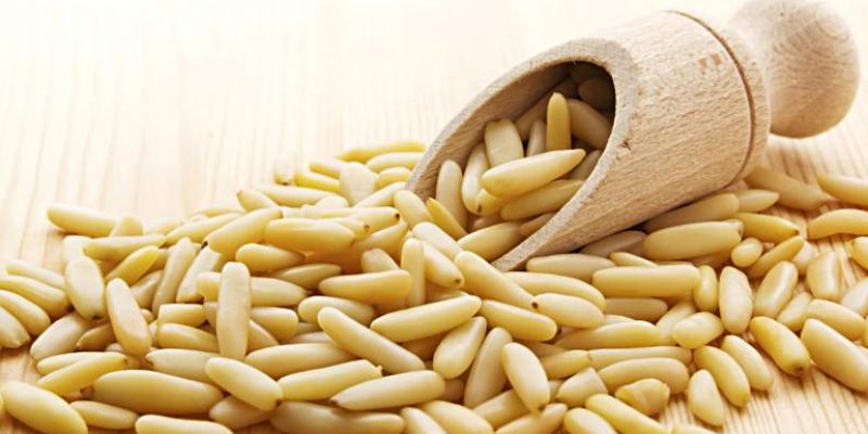 Top 5 Health Benefits of Pine Nuts!
