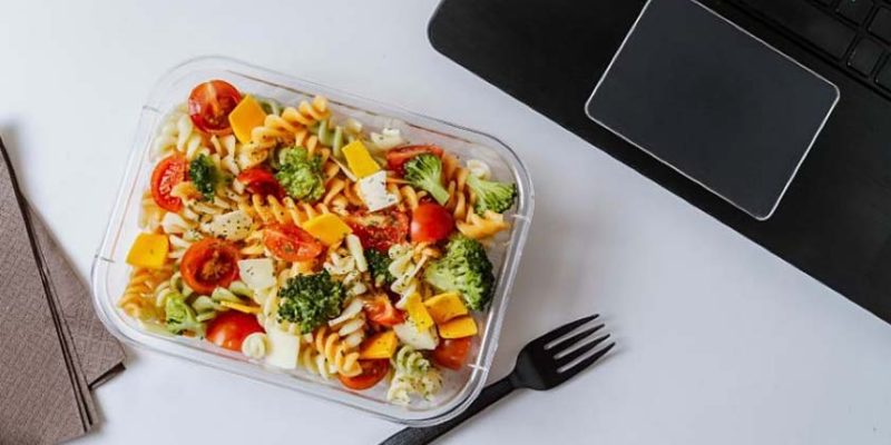 Ways To Make Healthy Eating Easier on Busy Days
